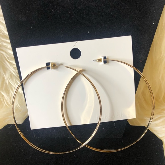 Hoop earrings - Picture 2 of 3